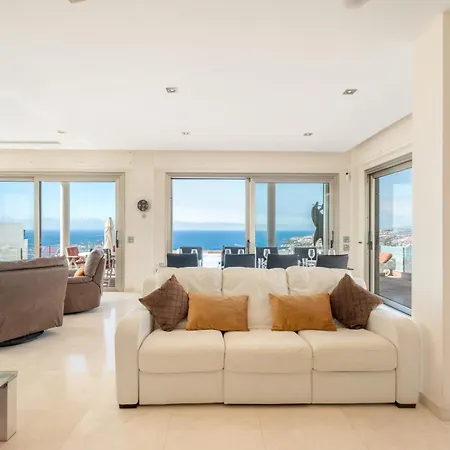 Вілла Stunning Casa Bella Vista *