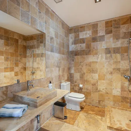 Stunning Casa Bella Vista Вілла Адехе